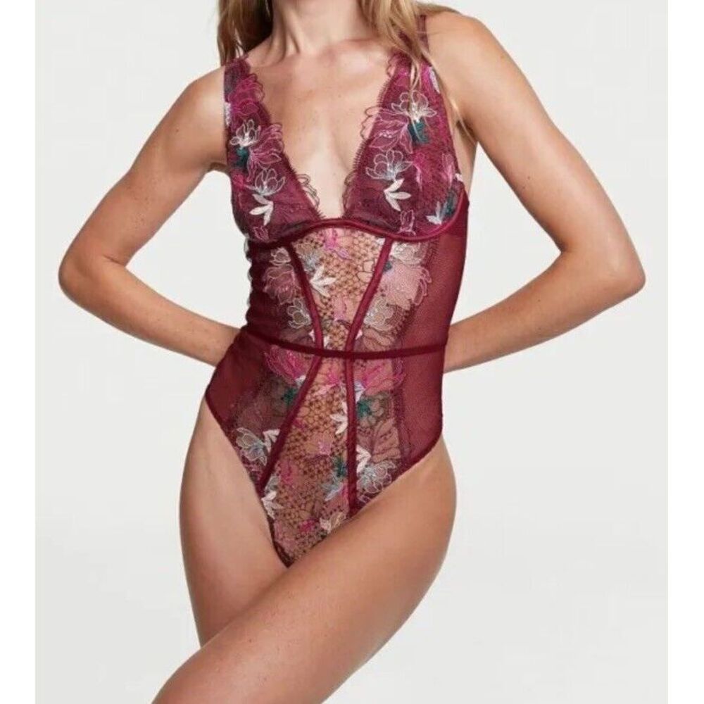 NWT Victoria's Secret Very Sexy Floral Embroidered Lace Teddy Sz M $99 Deep Plum